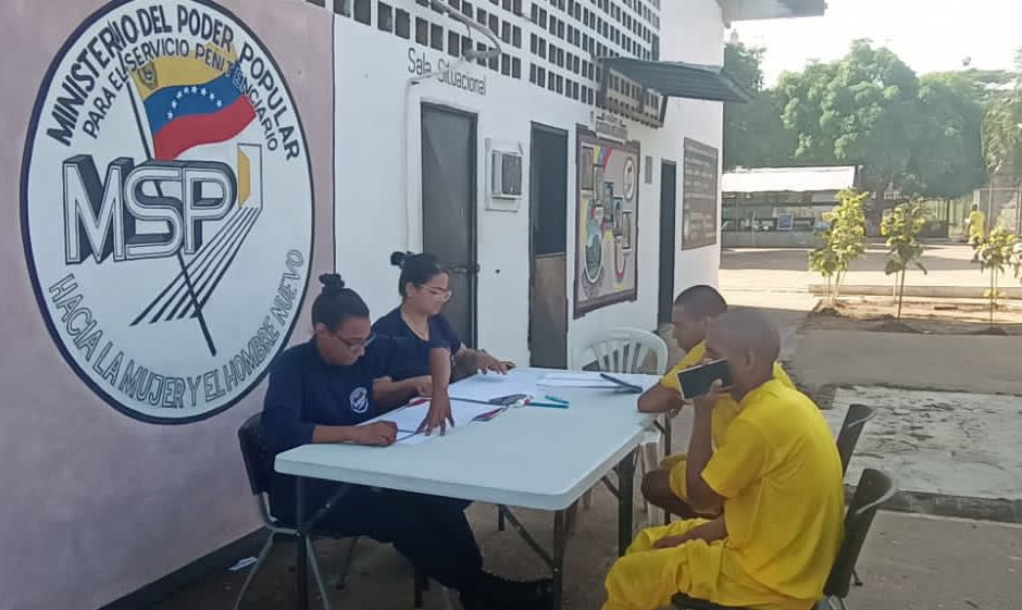 Garantizan comunicación con familiares a privados de libertad trasladados