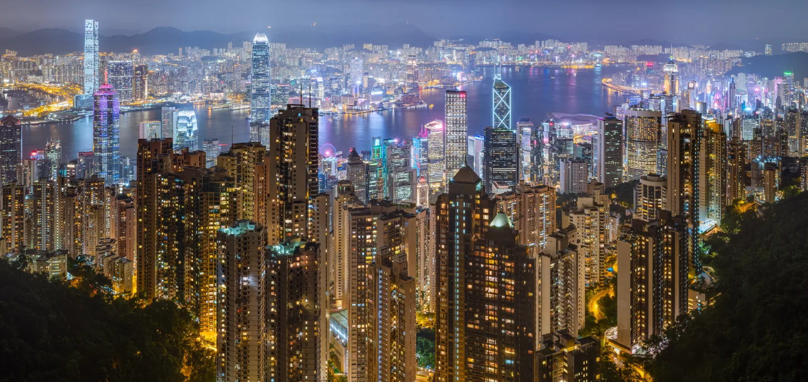 IA impulsa récord trimestral de US$47.500 millones en Hong Kong