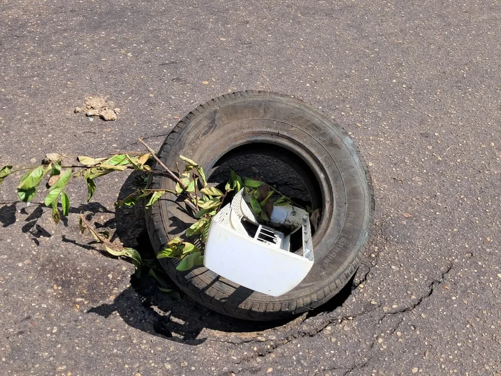 Vecinos denuncian socavación en calle de El Tigre