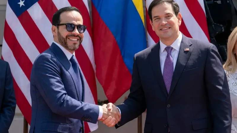De la Espriella y Rubio abordan seguridad en llamada