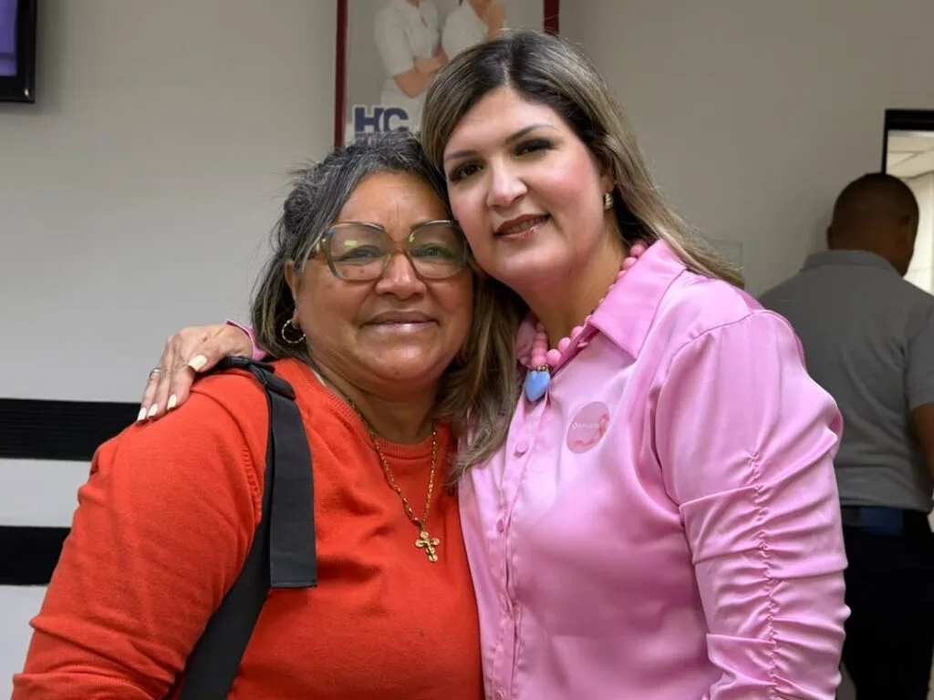 Pacientes oncológicas reciben exámenes y anuncian braquiterapia