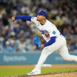 Henríquez lanzó a 103 mph en el Dodgers-Bravos
