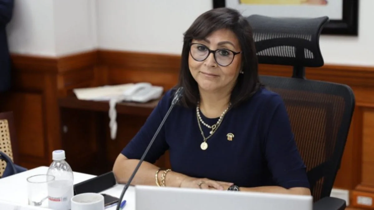 Jáuregui pide sacar huacos eróticos de espacios públicos