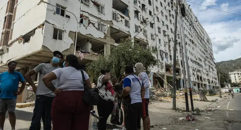 Terán cifra en 750 las edificaciones dañadas en La Guaira