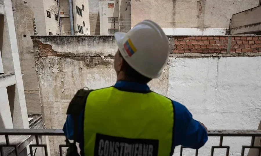 CIV revisa más de 8.000 edificios tras terremotos en Caracas