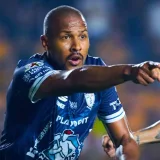 Rondón firma doblete y sigue al frente en la Liga MX