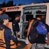 Armada colombiana rescata a 24 migrantes venezolanos en la isla de San Andrés