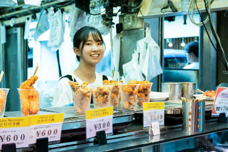 Japón impulsa la igualdad salarial para enfrentar la escasez de mano de obra