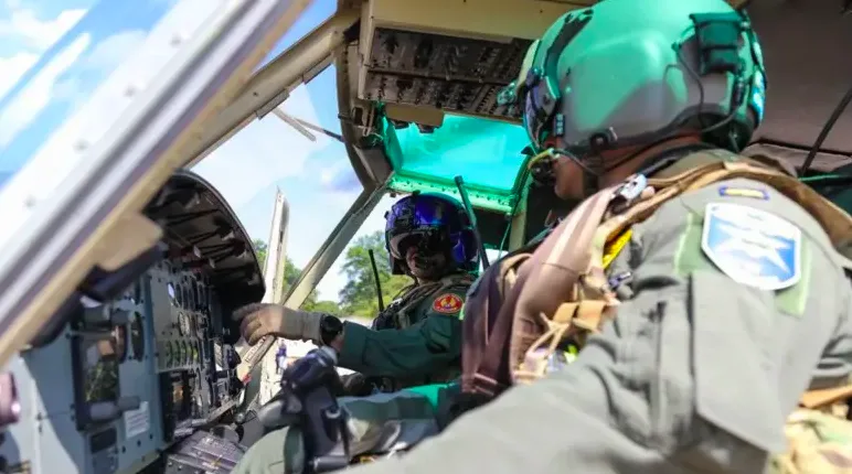 El Salvador envía tropas a Haití para buscar a cuatro militares
