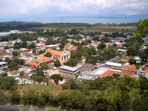 Brisas del Lago recibe jornada de salud y mejoras en escuela