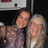 Patti Smith revive en Londres el tributo que recibió en Oviedo