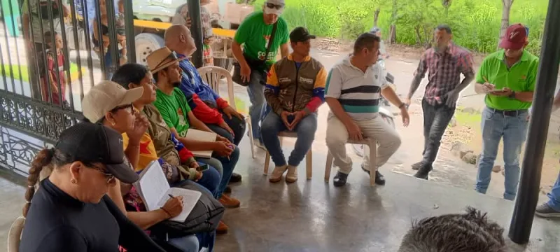 Agricultores hicieron mesa de trabajo en Montalbán