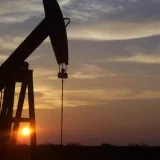 Petroleras activan planes para generar su propia electricidad