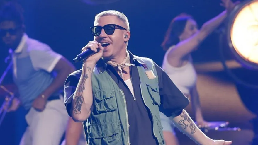 Macklemore abrió en Dublín su gira solidaria por Palestina