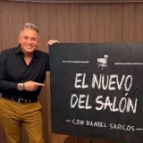 Daniel Sarcos combina teatro, gaita y podcast en 2026