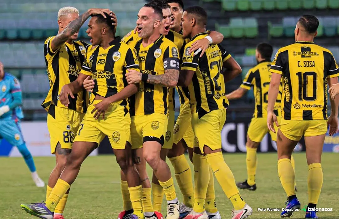 Táchira remontó en Caracas y arrancó la fase final con triunfo