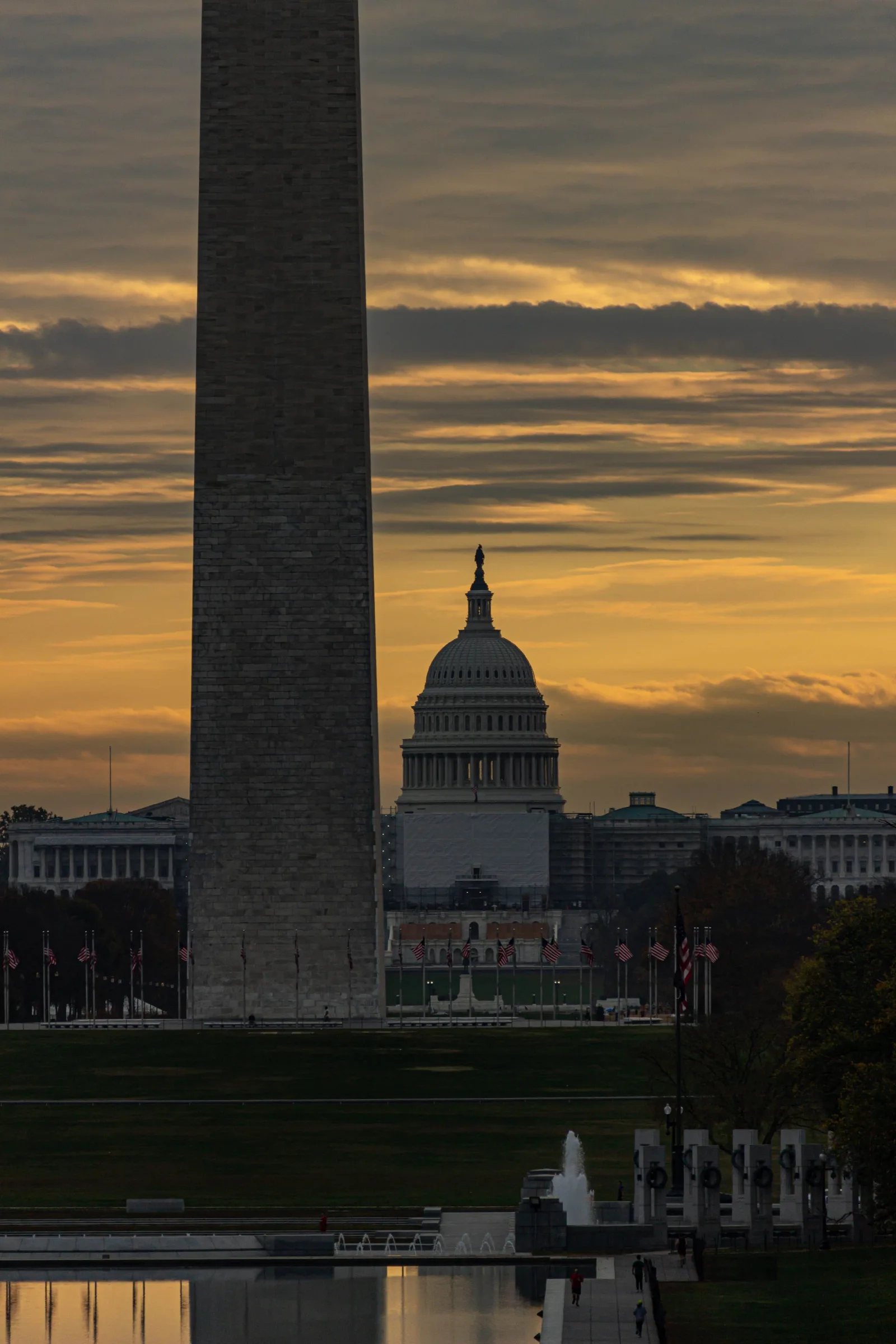Washington apunta a Venezuela para desplazar a Oriente Medio