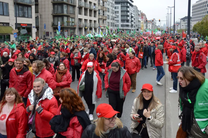 Archivo:Manifestación del sector sin fines de lucro, Bruselas, 7 de noviembre de 2024.jpg