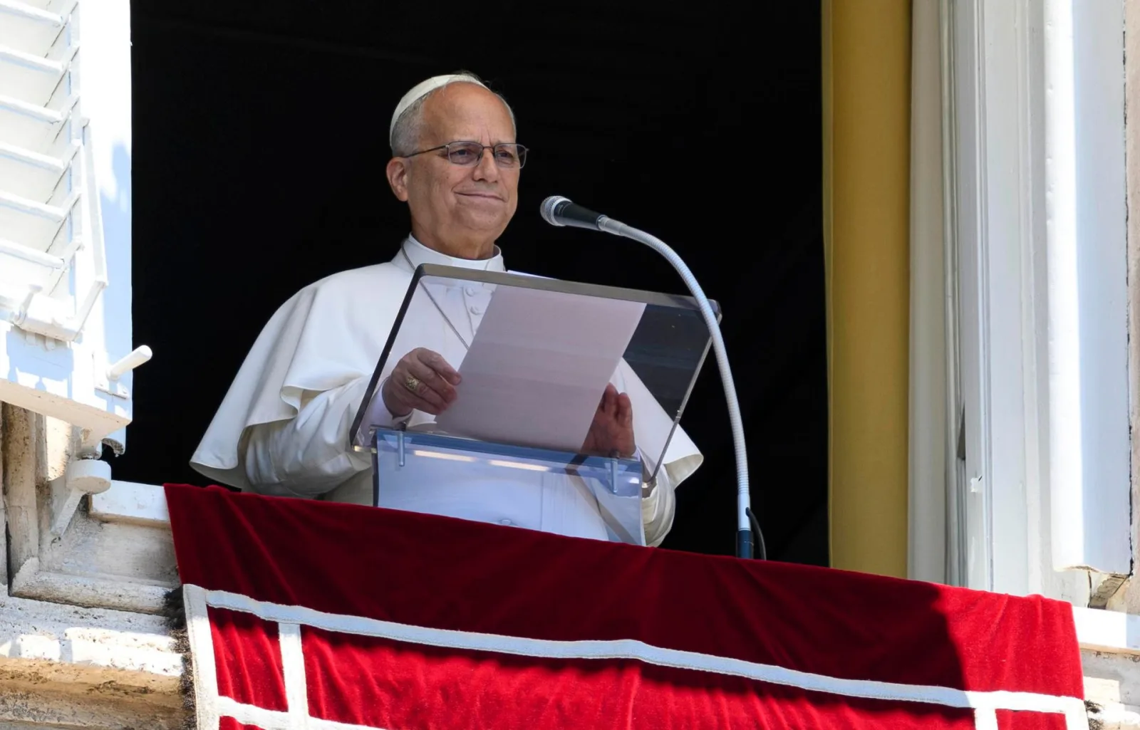 CEV convoca a fe católica a orar por recuperación del papa León XIV