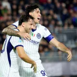 Dos autogoles sostienen al Inter en la cima de la Serie