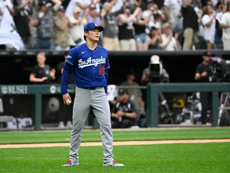 Yamamoto estuvo a tres outs de lanzar un juego sin hits ante los Medias Blancas