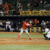 Caribes castiga a Águilas 10-6 en Puerto La Cruz