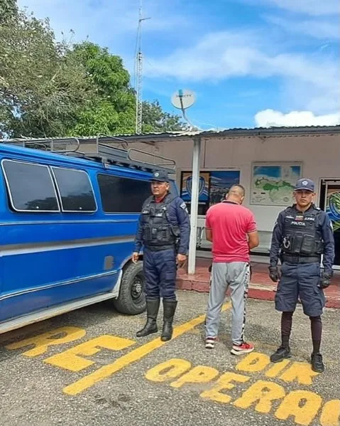 Detienen en Barquisimeto a chofer por golpear a un liceísta