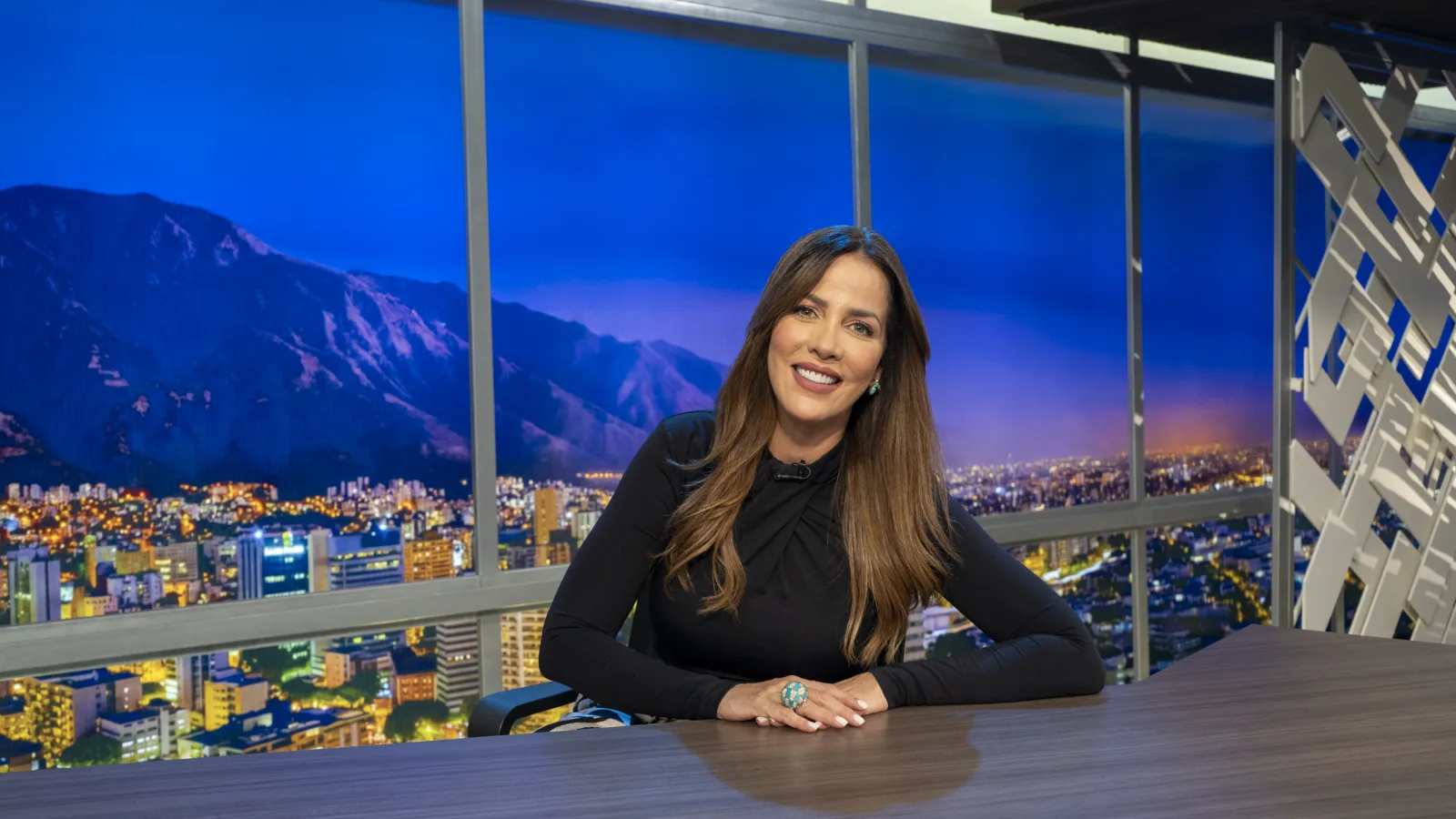 Annarella Bono regresa a la televisión abierta con el espacio nocturno