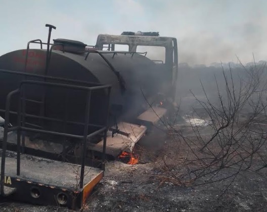Camión de Bomberos de La Villa se quemó tratando de apagar un incendio