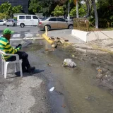 Derrame de aguas residuales afecta a Mata Hambre