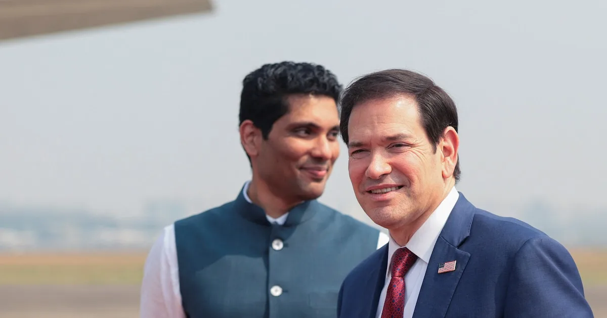Rubio busca en Jamnagar salida para el crudo venezolano