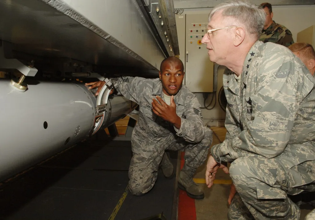 EEUU acelera la B61-13 y adelanta su producción nuclear