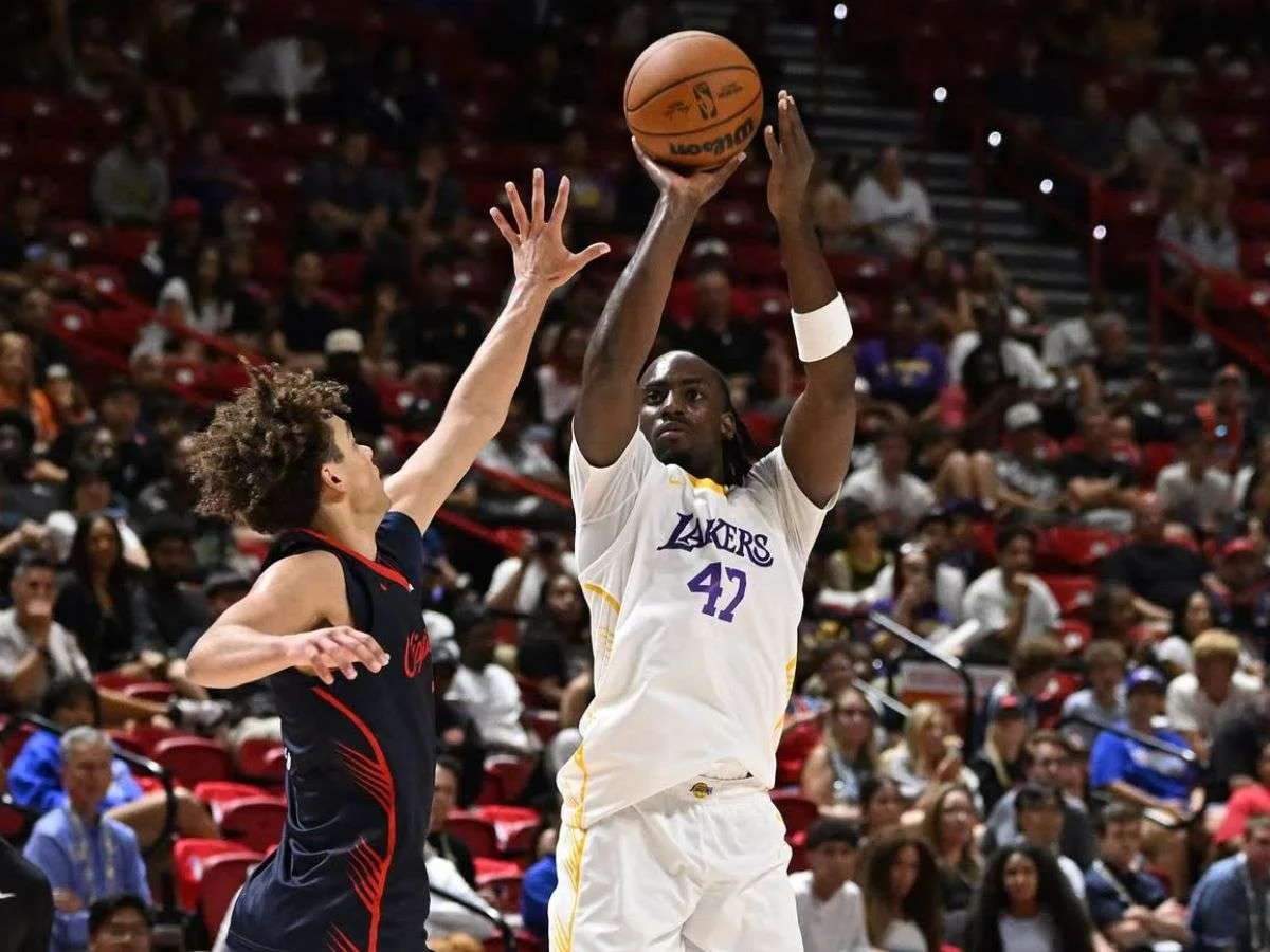 Arthur Kaluma se acerca a los Lakers con contrato two-way