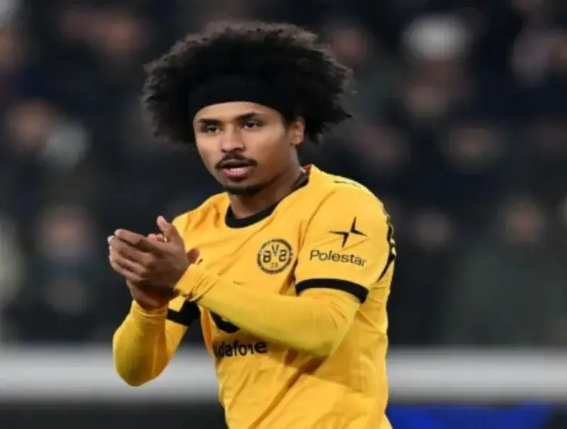 Dortmund autoriza salida de Adeyemi y Barça cierra su fichaje