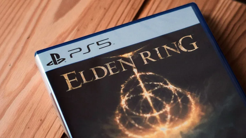 Shawn Layden critica el giro digital de PlayStation