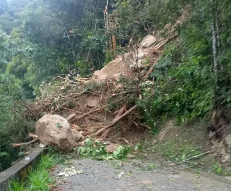 Restringen tránsito en la vía Maracay-Choroní por riesgo