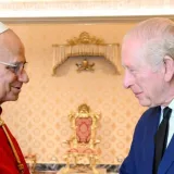 León XIV y Carlos III se otorgan títulos religiosos