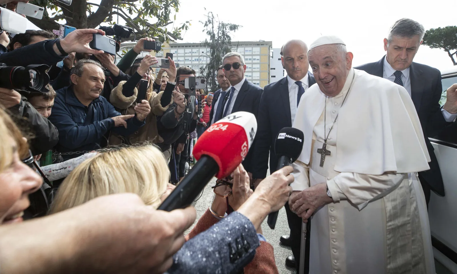 El Papa presidirá la Semana Santa vaticana e irá a una cárcel de menores