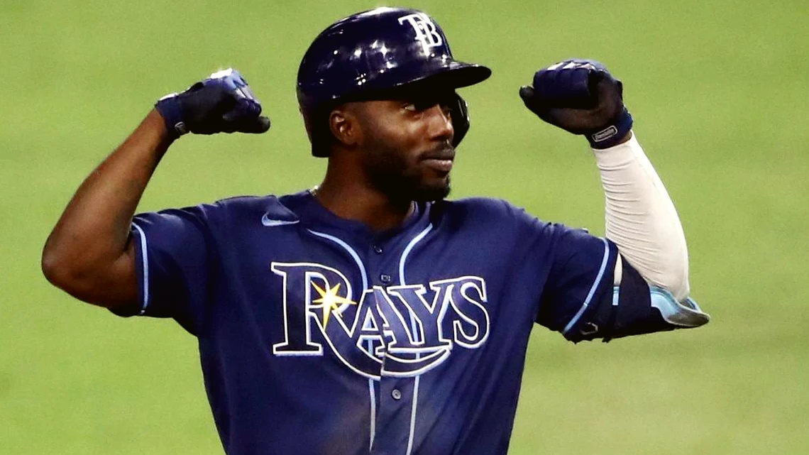 Yankees siguen a 1.5 juegos de Rays en la División