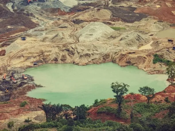 En Colombia, 75 % del oro aluvial detectado es ilegal
