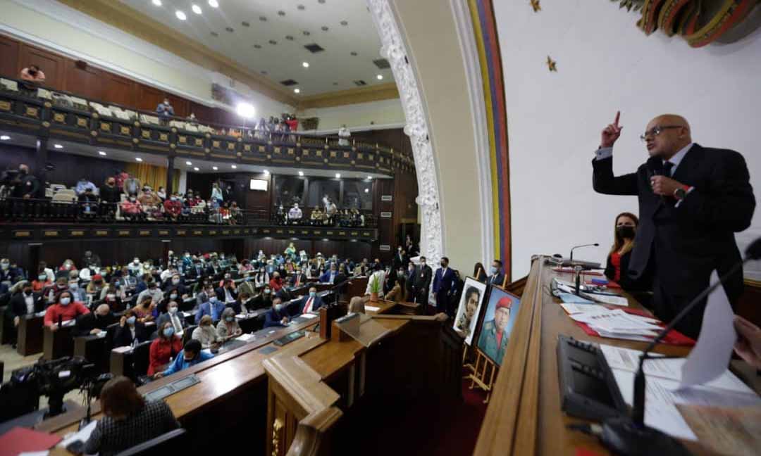 AN 2015 denuncia que EE. UU. quiere "despojar" al país de activos