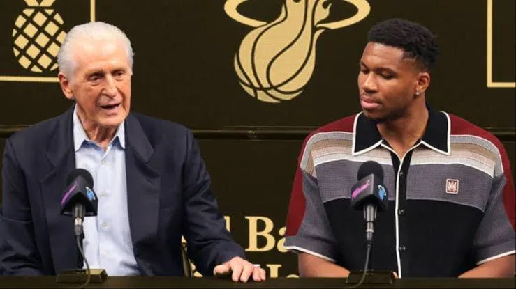 Giannis contó el viaje de Pat Riley a la cancha de su infancia