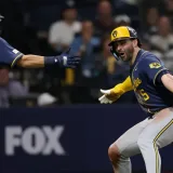 Cerveceros buscan cerrar la Serie Mundial ante Tampa Bay
