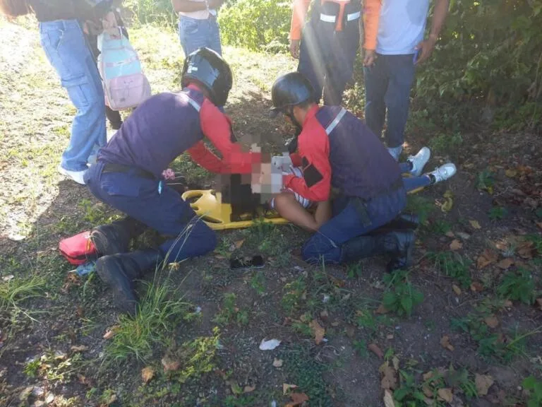 Tres lesionados tras vuelco en Piar este domingo