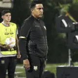 César Farías renunció al banquillo de Águilas Doradas