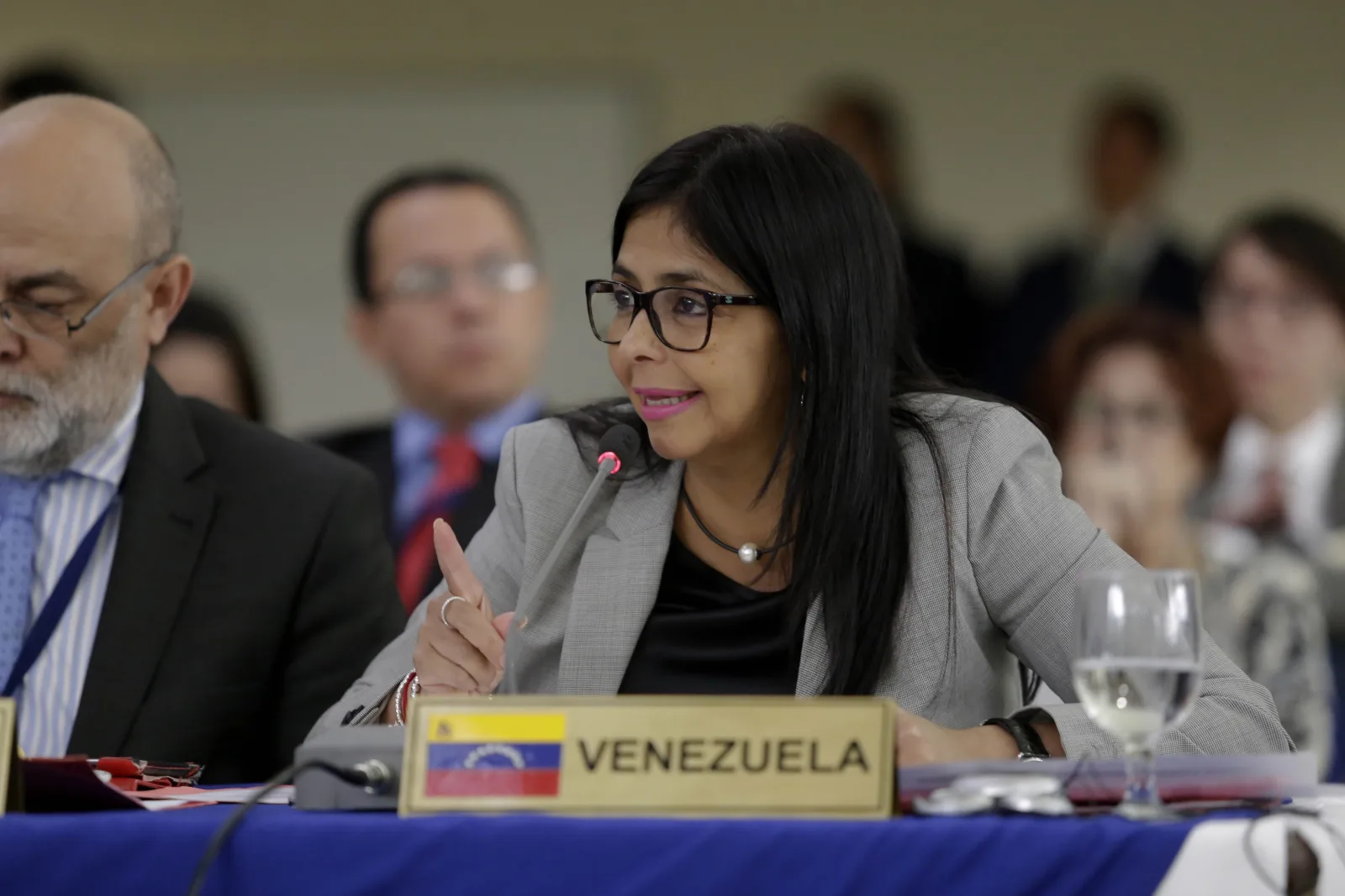 Delcy Rodríguez en reunión extraordinaria de la CELAC