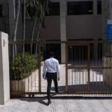 Siguen oficinas activas en la vieja Corte pese al desalojo