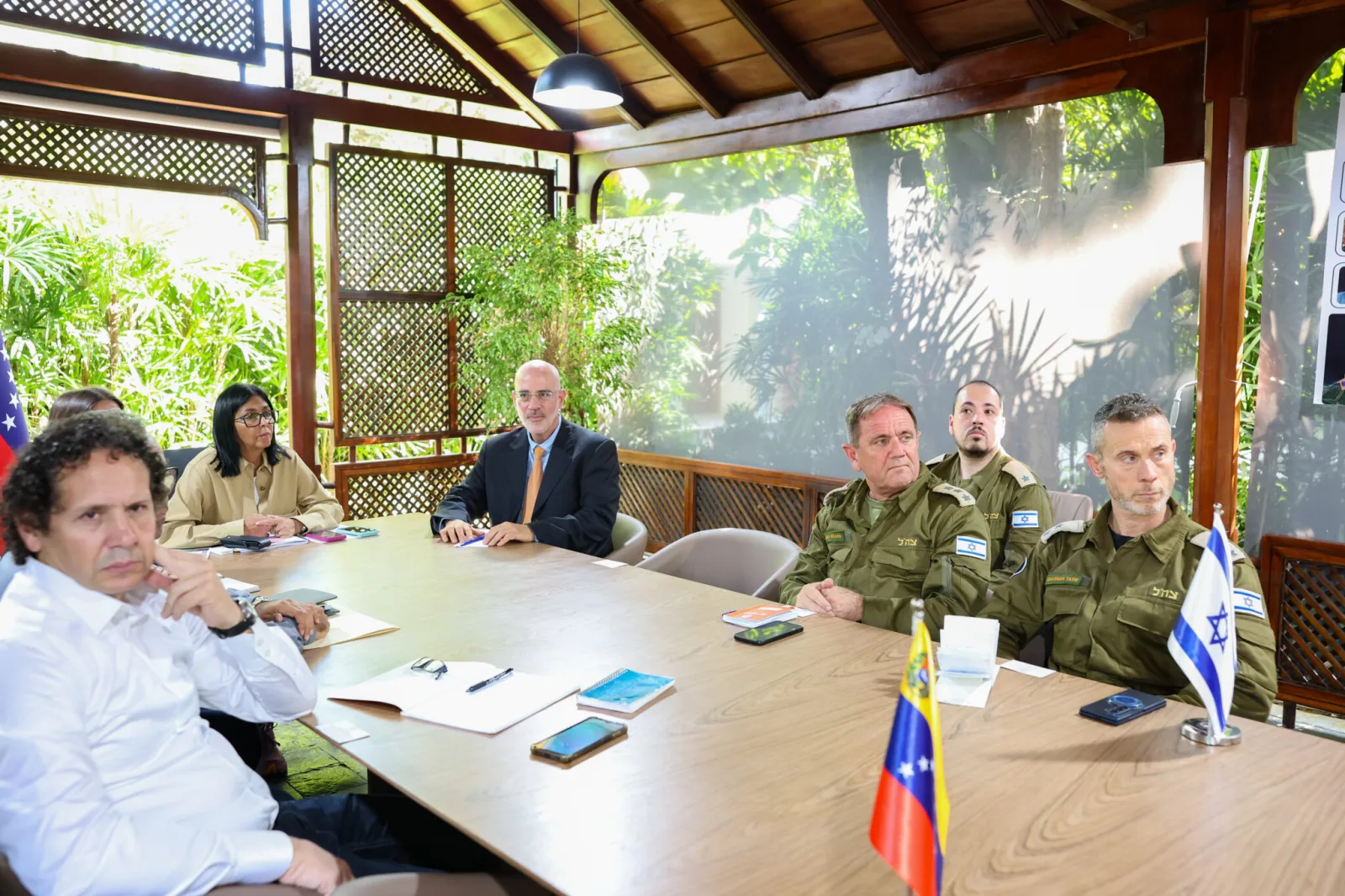 Evalúan plan de escombros en La Guaira