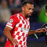 Desafortunado debut para Yangel Herrera en la Champions