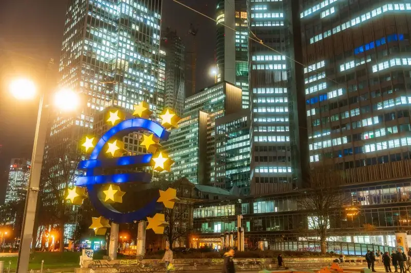 Euro digital en prueba: 36 empresas compiten contra las stablecoins